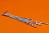Afbeeldingen van “Lineaire” Italiaanse bengelende oorbellen volledig in sterling zilver met kettinkjes afgewerkt met gepolijste staafjes