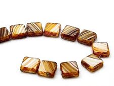Afbeelding van 10x10 mm, platte vierkante Tsjechische kralen, crème-karamel-bruin gestreept, ondoorzichtig, travertin