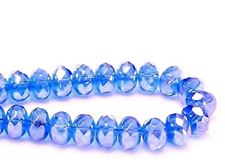 Image de 6x9 mm, perles à facettes tchèques rondelles, bleu saphir, transparent, chatoyant