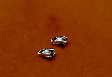 Picture of Cord end caps, 2 mm hole, sterling silver, 2 pieces