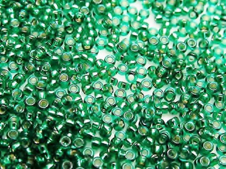 Picture of Japanese seed beads, round, size 15/0, Miyuki, silver-lined, emerald green