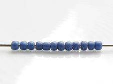 Image de Perles de rocailles japonaises, rondes, taille 11/0, Toho, opaque, bleu tendre, semi-vitré