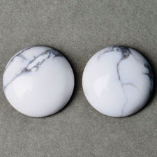 Picture of 18x18 mm, round, gemstone cabochons, howlite, white, natural