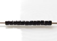 Picture of Cylinder beads, size 11/0, Treasure, opaque, jet black, 5 grams
